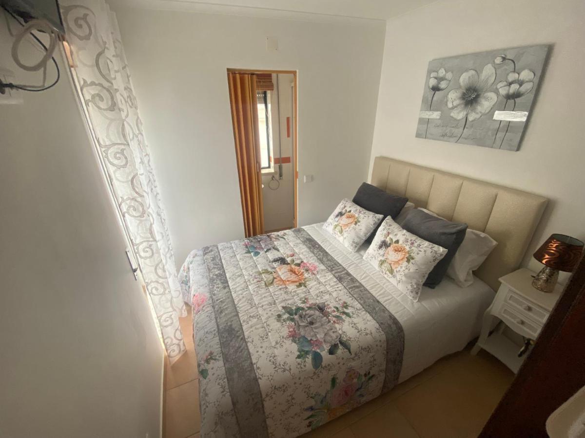 Casa Predio Triplex - Faneca Apartamentos Nazaré Exteriör bild