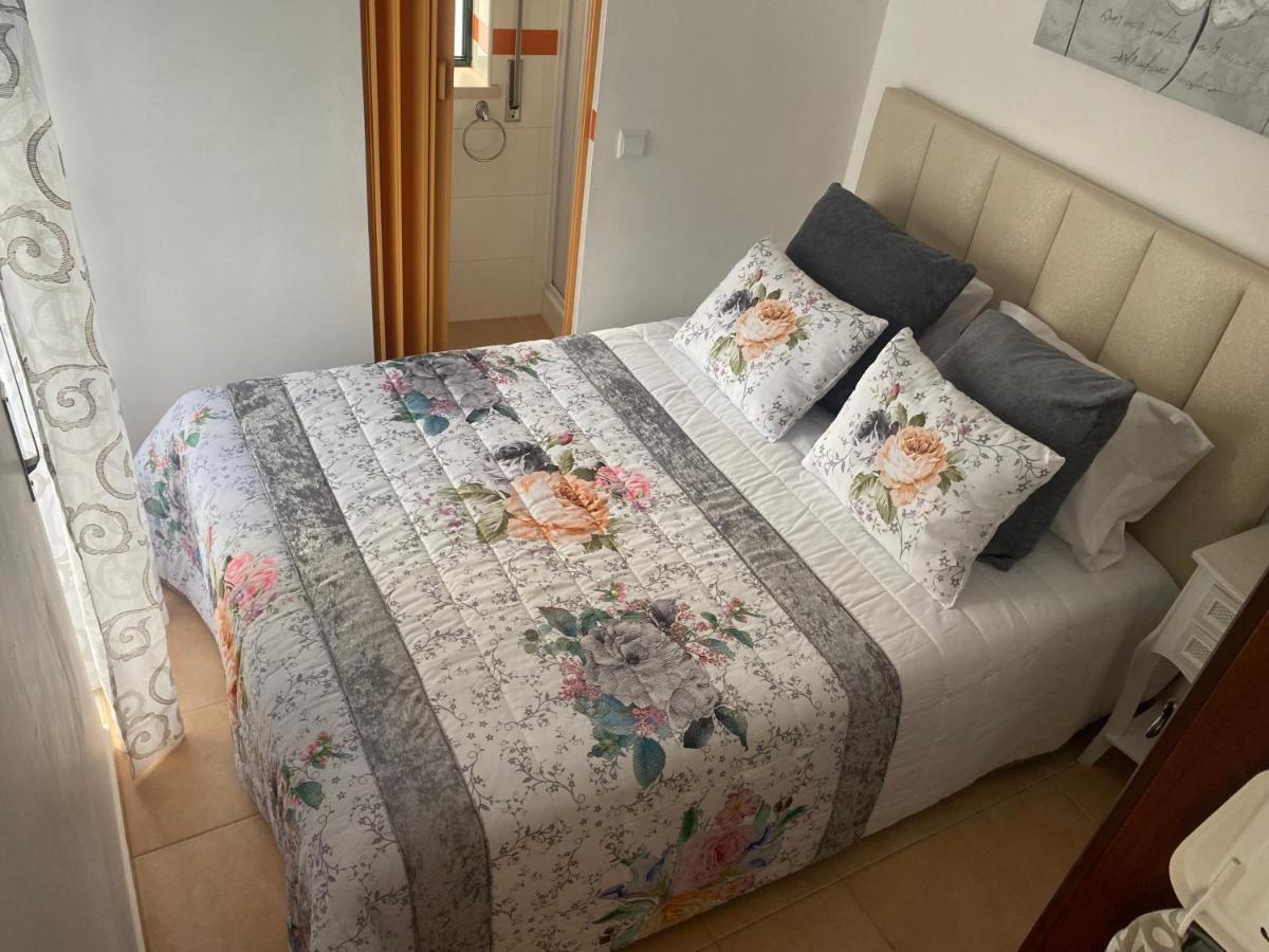 Casa Predio Triplex - Faneca Apartamentos Nazaré Exteriör bild