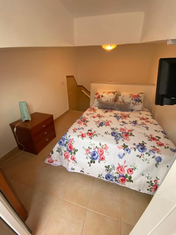 Casa Predio Triplex - Faneca Apartamentos Nazaré Exteriör bild