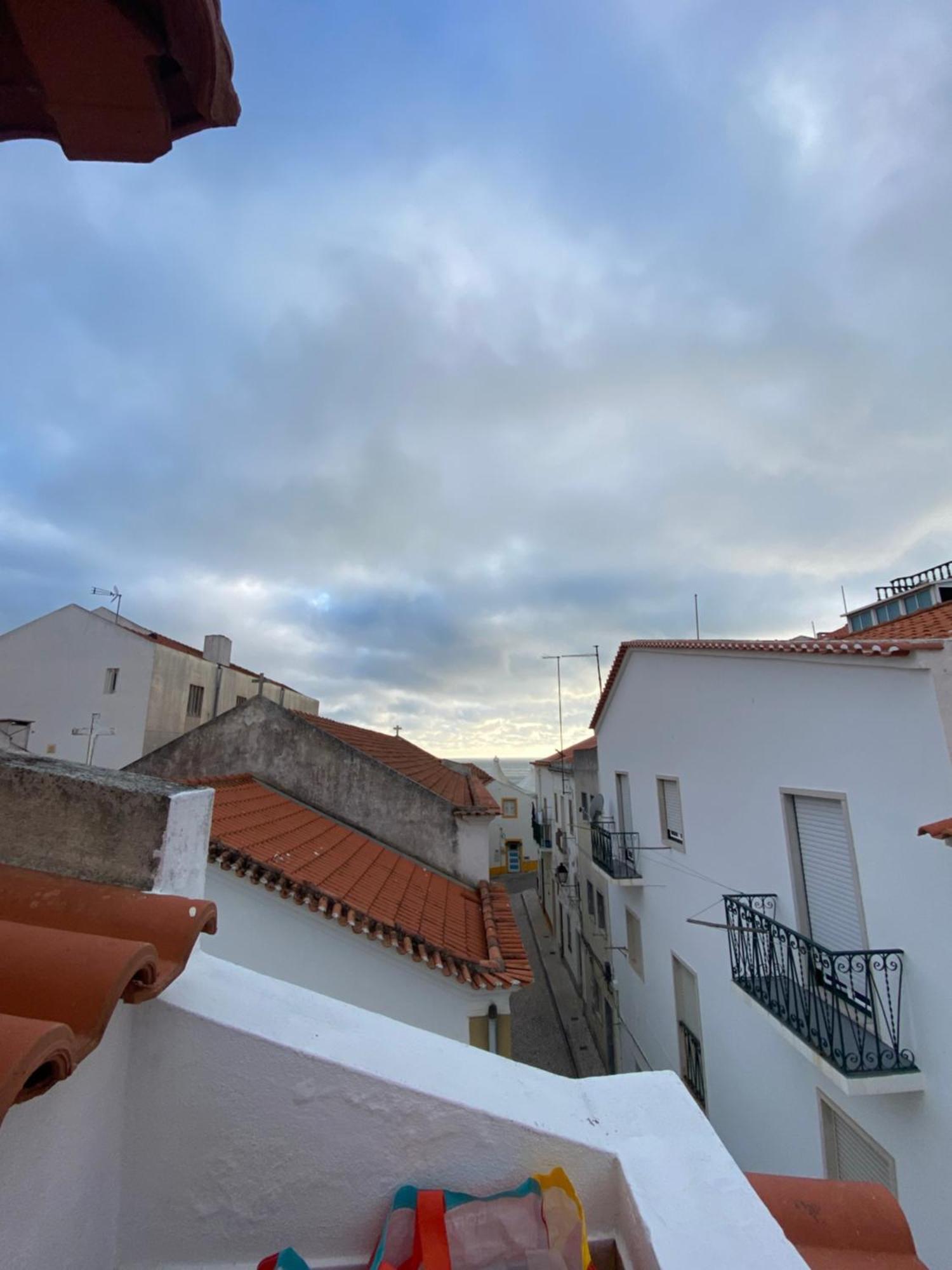 Casa Predio Triplex - Faneca Apartamentos Nazaré Exteriör bild